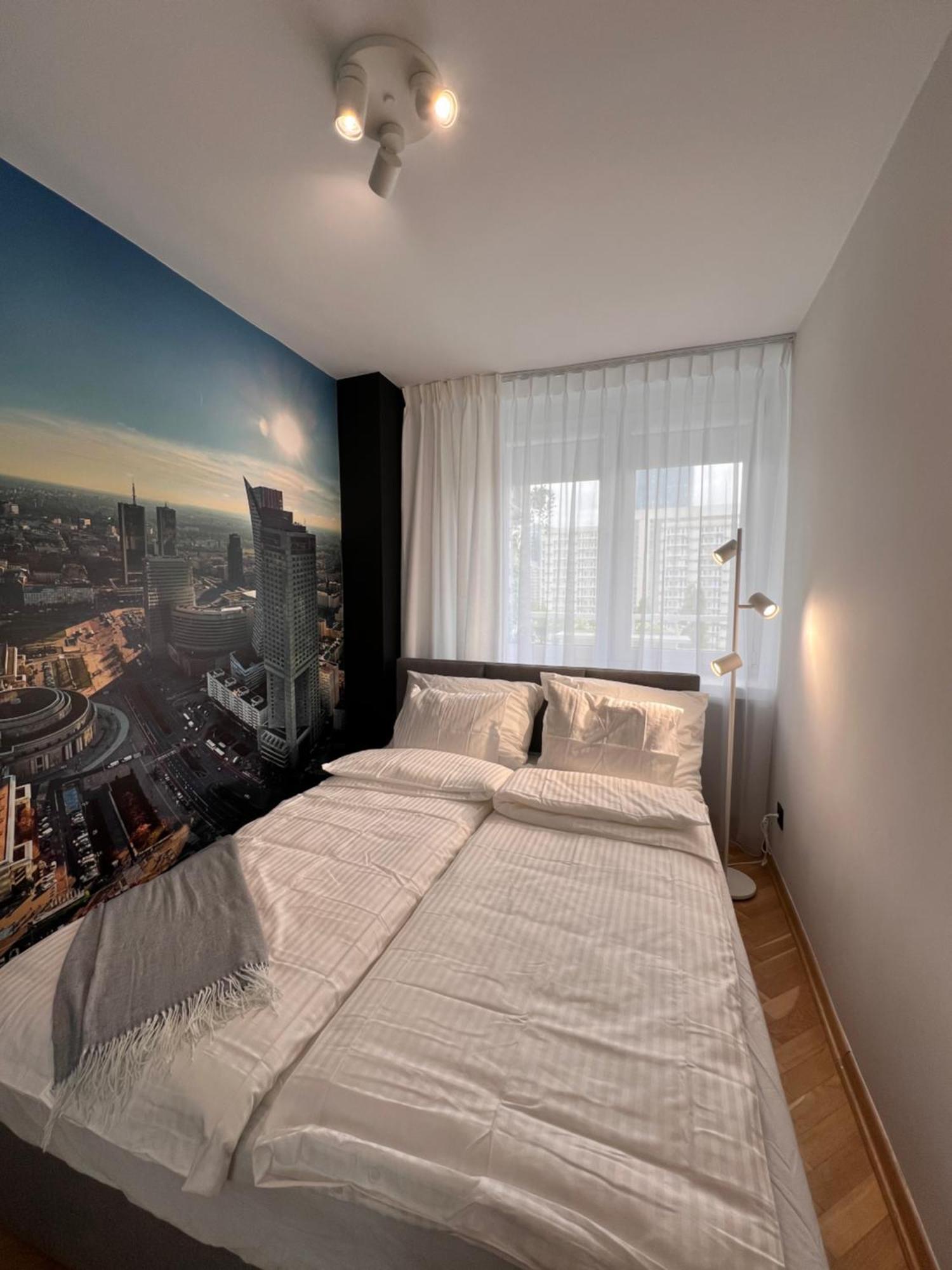 Mia Warsaw - Krolewska ภายนอก รูปภาพ